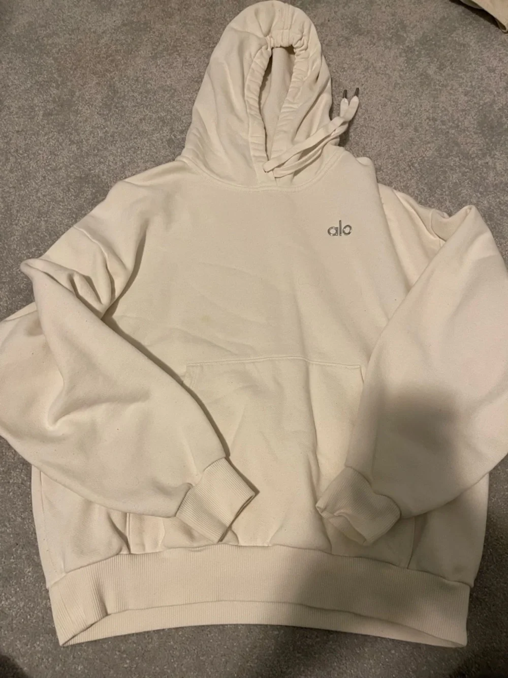 ALO Yoga Cream Pullover Hoodie with Subtle Logo - Picture 1 of 4